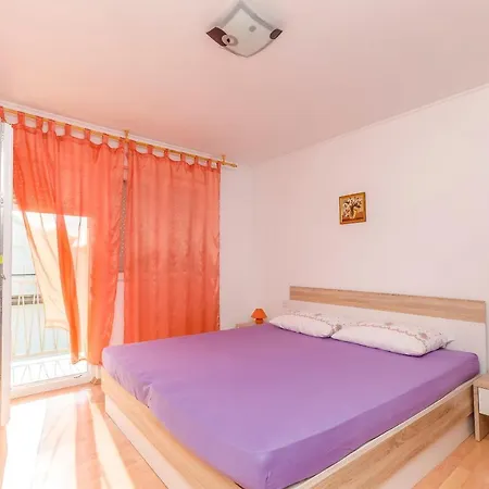 Mira Ii Guest house